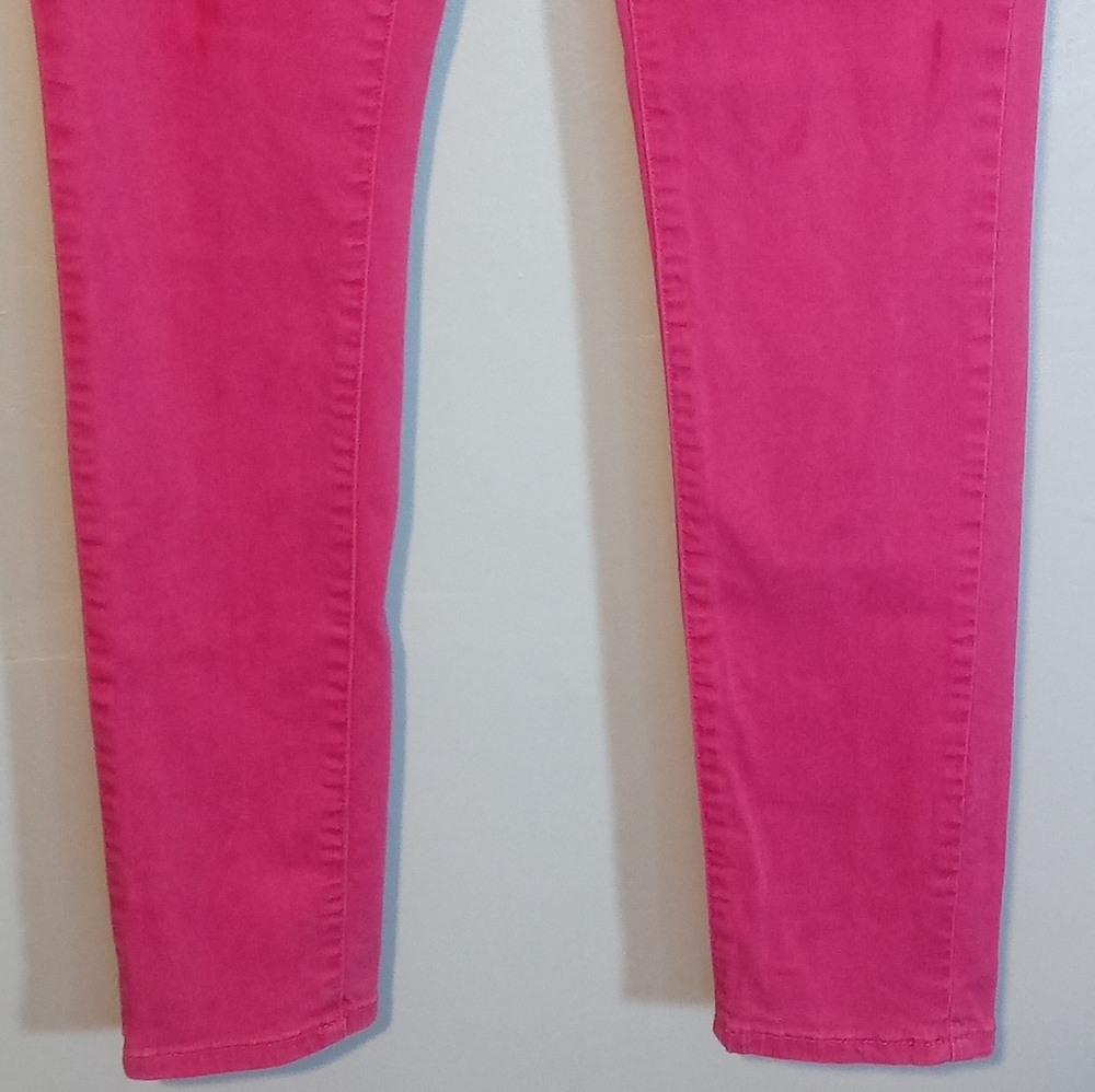 Pink Jeans - Picture 4 of 8